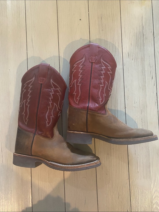 Old West Other - Old West Two-Tone Western Boots in Brown and Dark Red